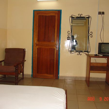 Hotel Sigri Ouagadougou Exterior photo